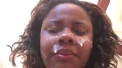 কালো ব্রাজিলিয়ান মেয়ে একটি বড় শিশ্ন সঙ্গে পায়ূ সেক্স পরে তার মুখের উপর একটি বাঁড়া পায়